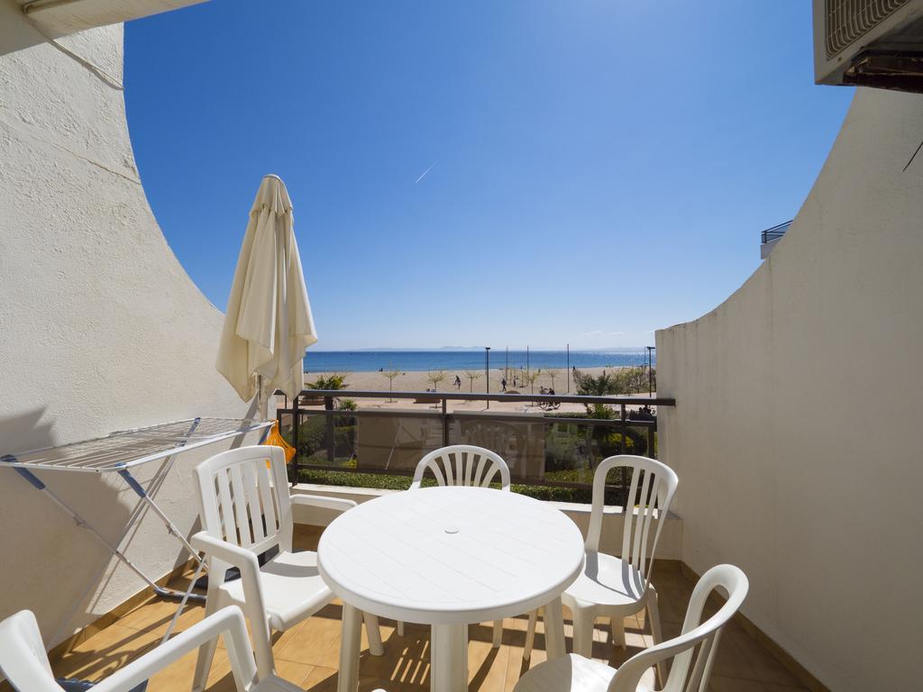 Inmosantos Oasis D4 Apartment Росес Екстериор снимка